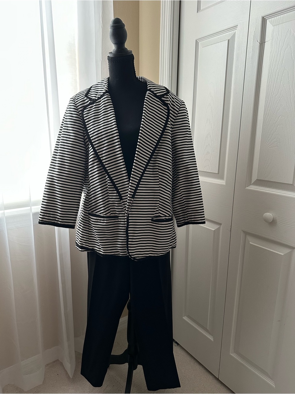 dressbarn Black and White Striped Blazer